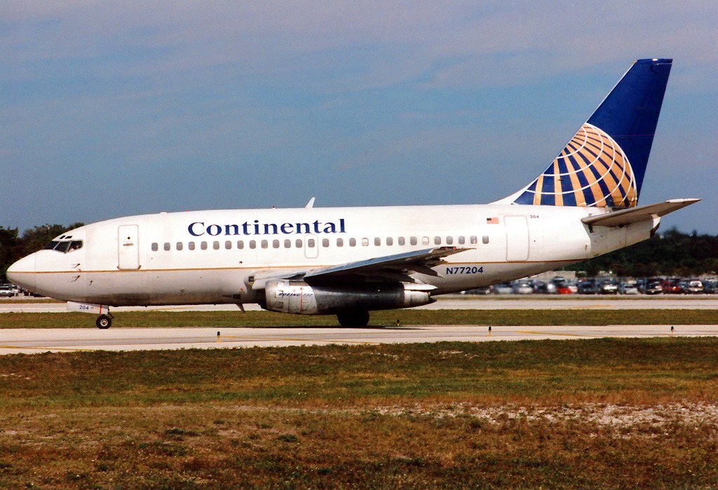 A3 Boeing 737-130, Continental Airlines