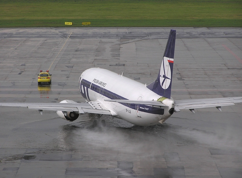 AB2 Boeing 737-45D, LOT Polish Airlines