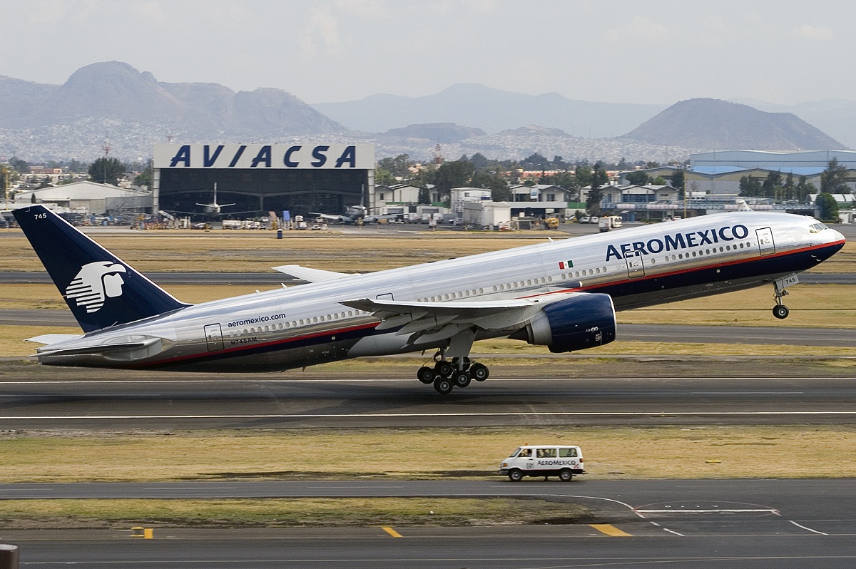 A8 Boeing 777-2Q8(ER), AeroMexico