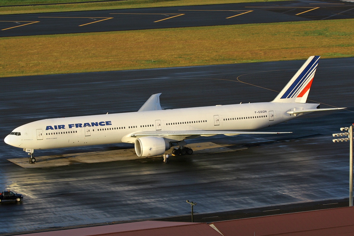 A4 Boeing 777-328(ER), Air France