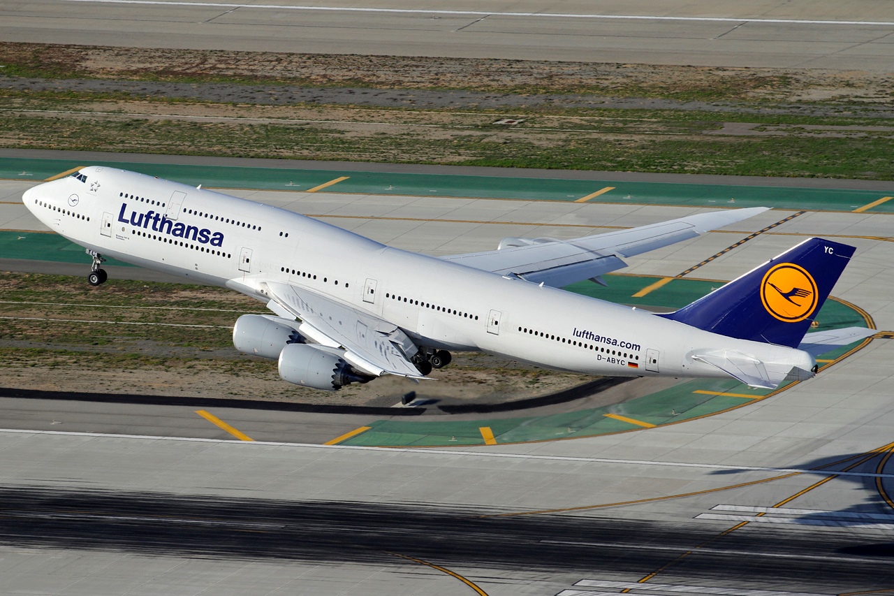 A4 Boeing 747-830, Lufthansa