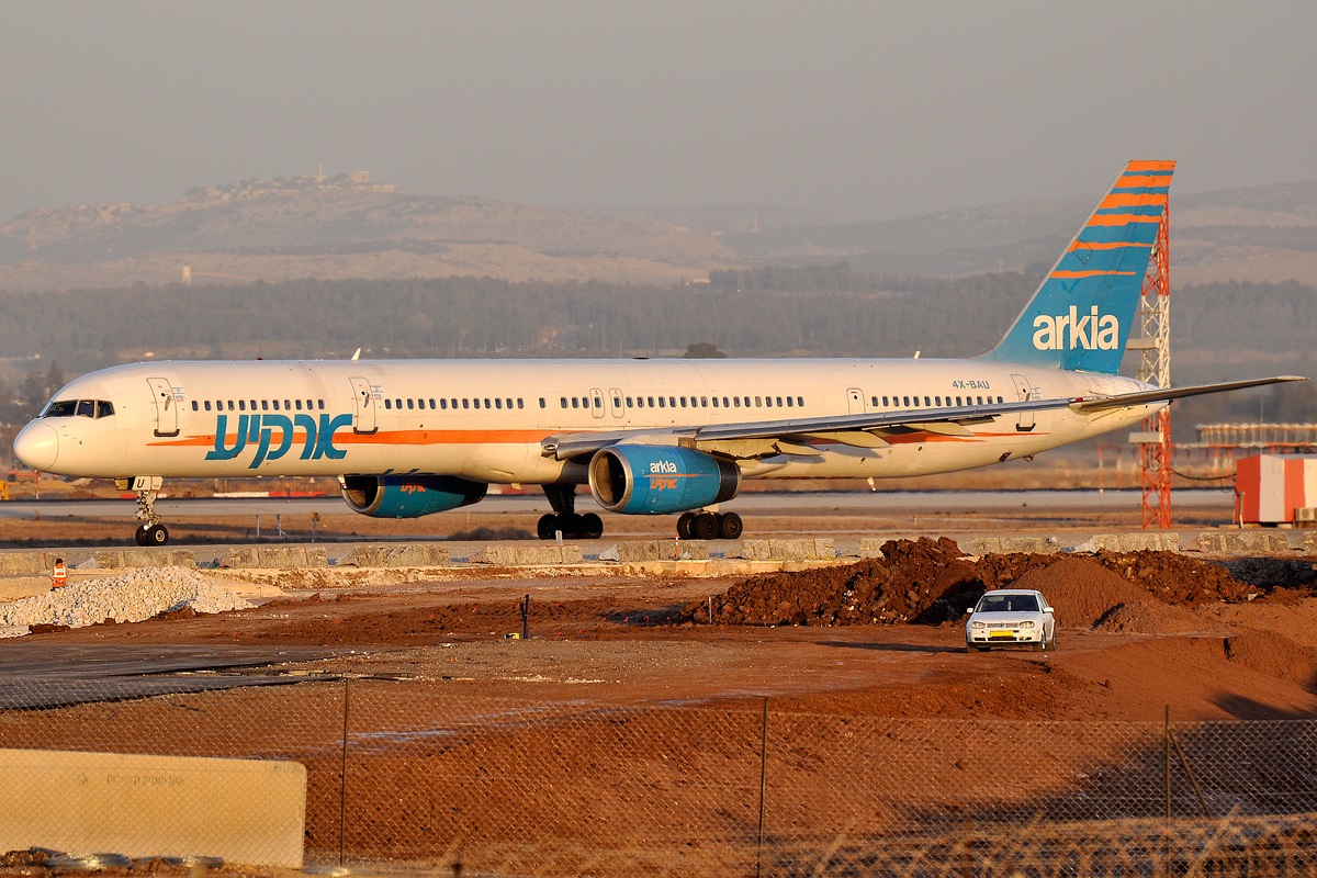 A05 Boeing 757-3E7, Arkia Israeli Airlines